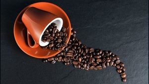 Ce cantitate de cafea este recomandat să bei, potrivit unui cardiolog renumit. Dacă este consumată corect, poate crește speranța de viață