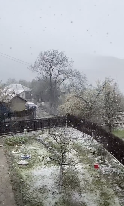 Ninge ca-n mijlocul iernii în România. Care sunt orașele afectate