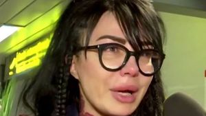 Dj Wanda s-a întors în ţară, dar nu are veşti bune: „Clipe grele...”