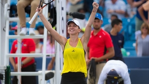 De ce surpriză a avut parte Simona Halep după victoria cu Muguruza: cei doi au urmărit-o din tribună!