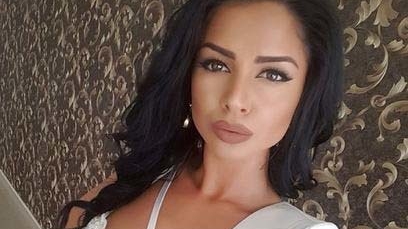 Dovada că a renunţat definitiv la fiul Clejanilor! Ex-logodnica lui Fulgy şi-a şters tatuajul cu numele lui şi…