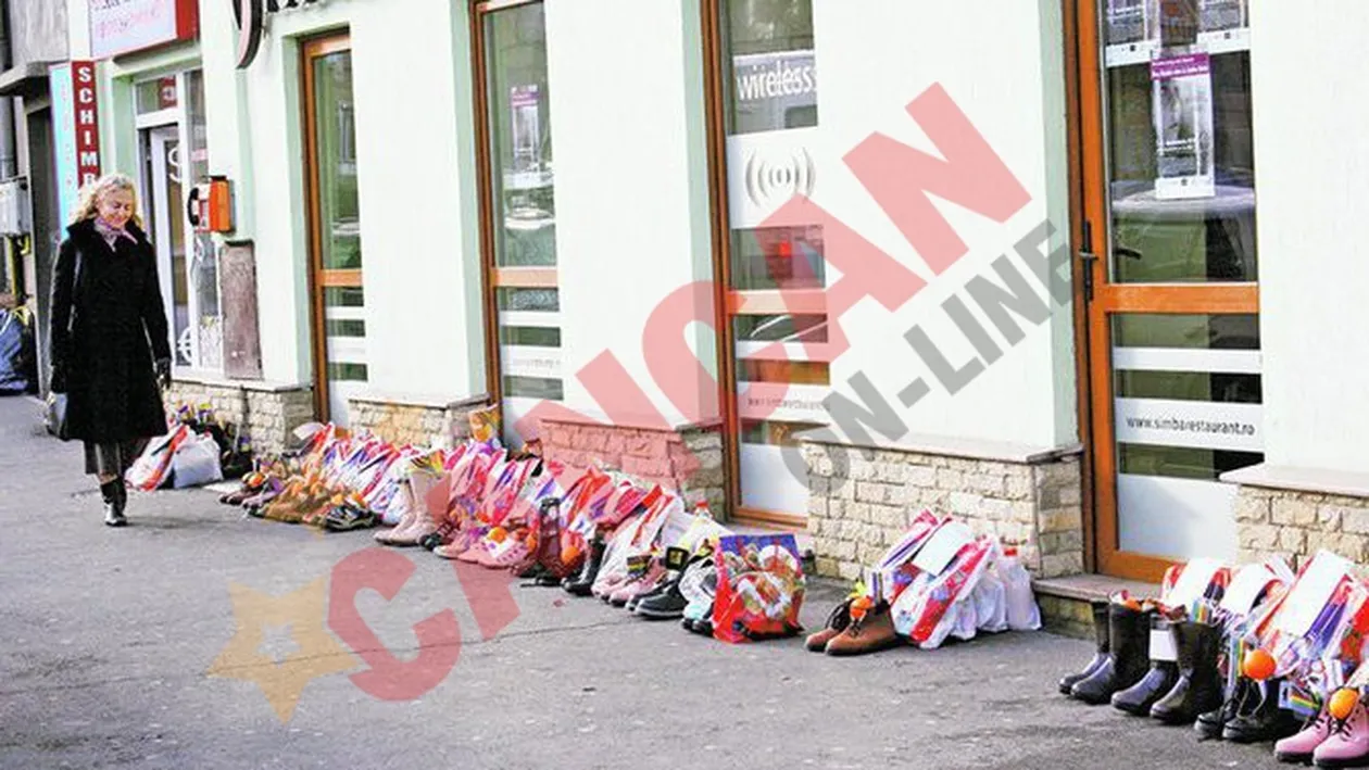 Si-au pus ghetutele pe strada