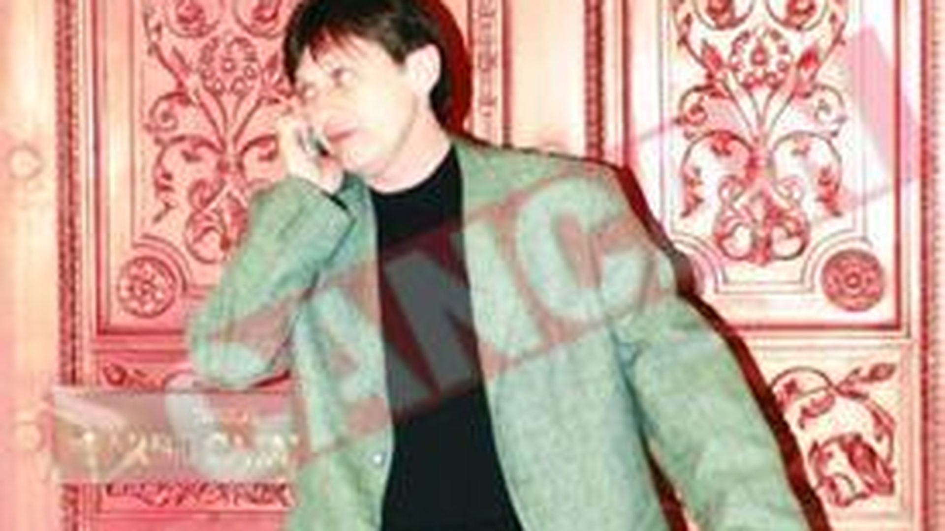 Ea il consiliaza pe Crin Antonescu