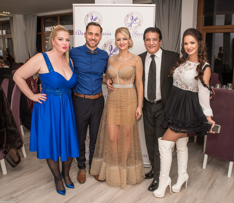 OANA şi VIOREL LIS s-au dezlănţuit la aniversarea lui DINU MAXER! El a îmbrăţişat o altă femeie, iar ea s-a „jucat” cu un tinerel
