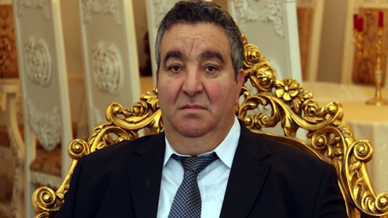 Presa internaţională comentează activitatea şi funeraliile autointitulatului rege al romilor! Iata ce au spus strainii