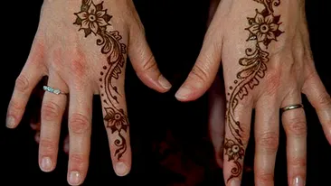 Si-a facut un TATUAJ cu henna! Ce s-a intamplat in scurt timp este INGROZITOR! Cum arata acum