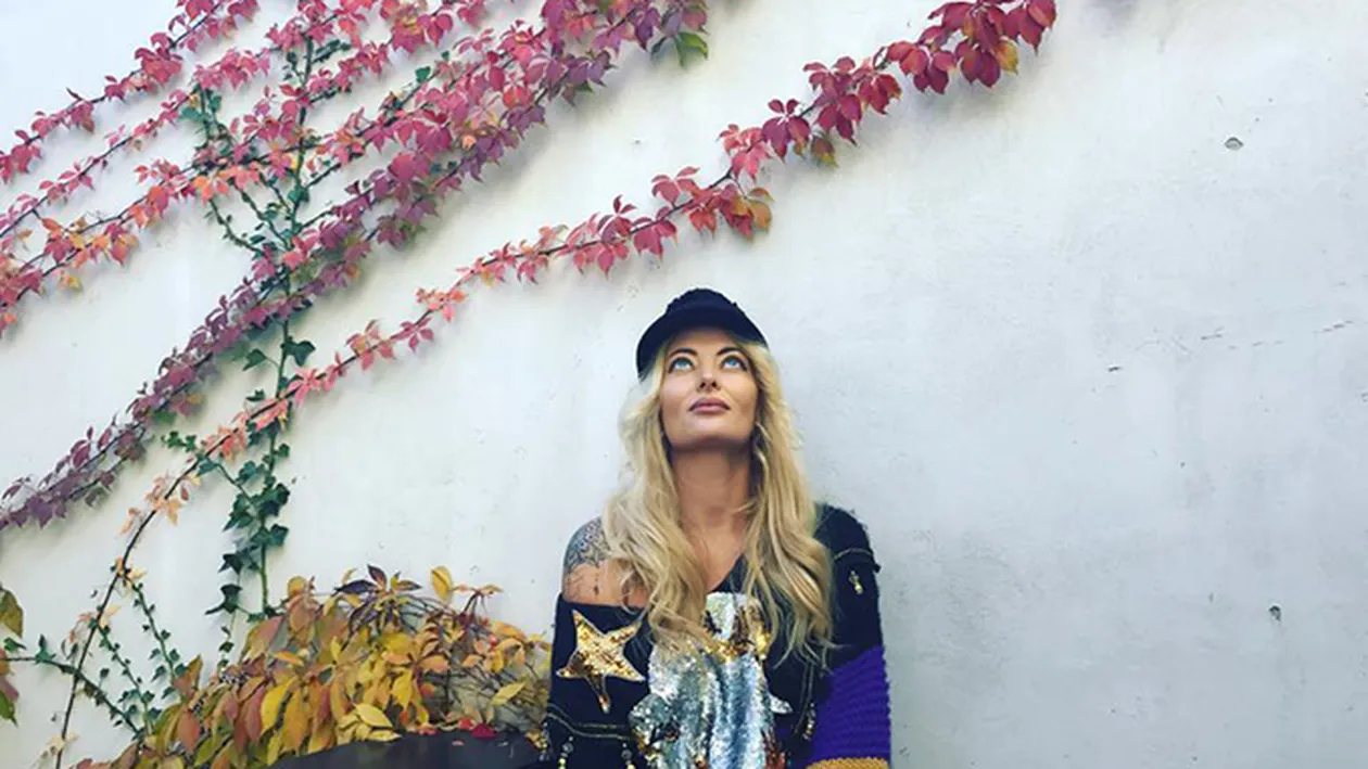 Fanii au luat-o razna când au văzut cum s-a filmat DELIA! A dat lasciv din posterior, apoi...