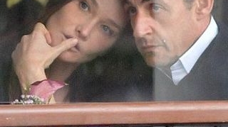 Ce se mai iubesc Carla si Nicolas!