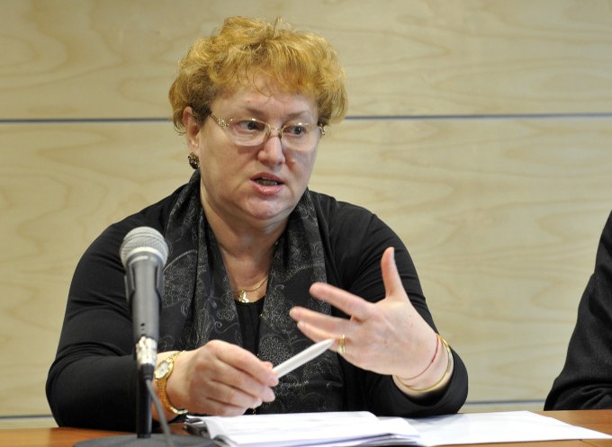 Renate Weber este europarlamentar, avocat, activist pentru drepturile omului și political adviser