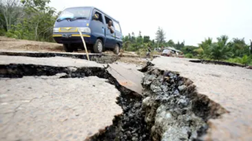 Cutremur cu magnitudinea de 5,4 in China! Cel putin zece persoane au fost ranite, dintre care doua grav
