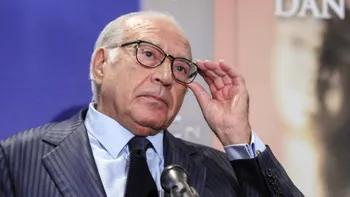 Mogulul care visa să zboare: Dan Voiculescu și pariul mașinii-avion de un sfert de milion de dolari