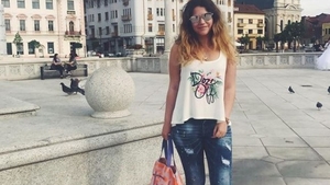 Oamenii sunt şocaţi! Ce a apărut pe pagina ANDRADEI, tânăra din Oradea care şi-a pus capăt zilelor, la nici 24 de ore de la tragedie!