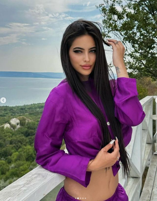 Eva Zaharescu, fiica Andreei Berecleanu/ sursă foto: Instagram