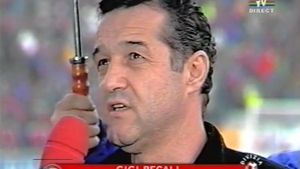 Filmare rară cu Gigi Becali. Cum se manifesta ”Latifundiarul din Pipera” în faţa camerelor de luat vederi, acum 17 ani