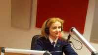 Una dintre cele mai frumoase poliţiste din România se zbate între viaţă şi moarte. A căzut pe scări la muncă în timp ce...