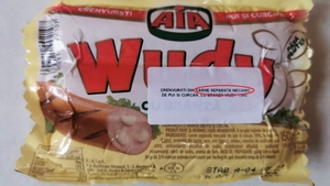 Ce conțin produsele din supermarket cu eticheta „carne separată mecanic”. Specialiștii atrag atenția asupra calității