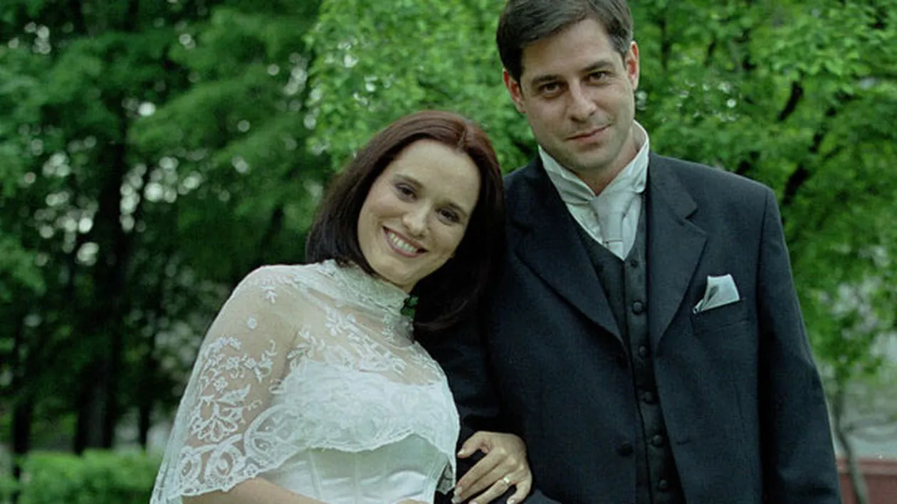 Povestea de dragoste a Andreei Esca! Amănunte despre mariajul ei pe care nu le-ai auzit niciodată!