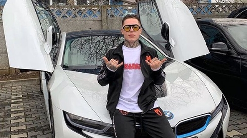 Așa aroganță?! Lino Golden dă gratis un BMW i8. Singura condiție care vrea să fie îndeplinită
