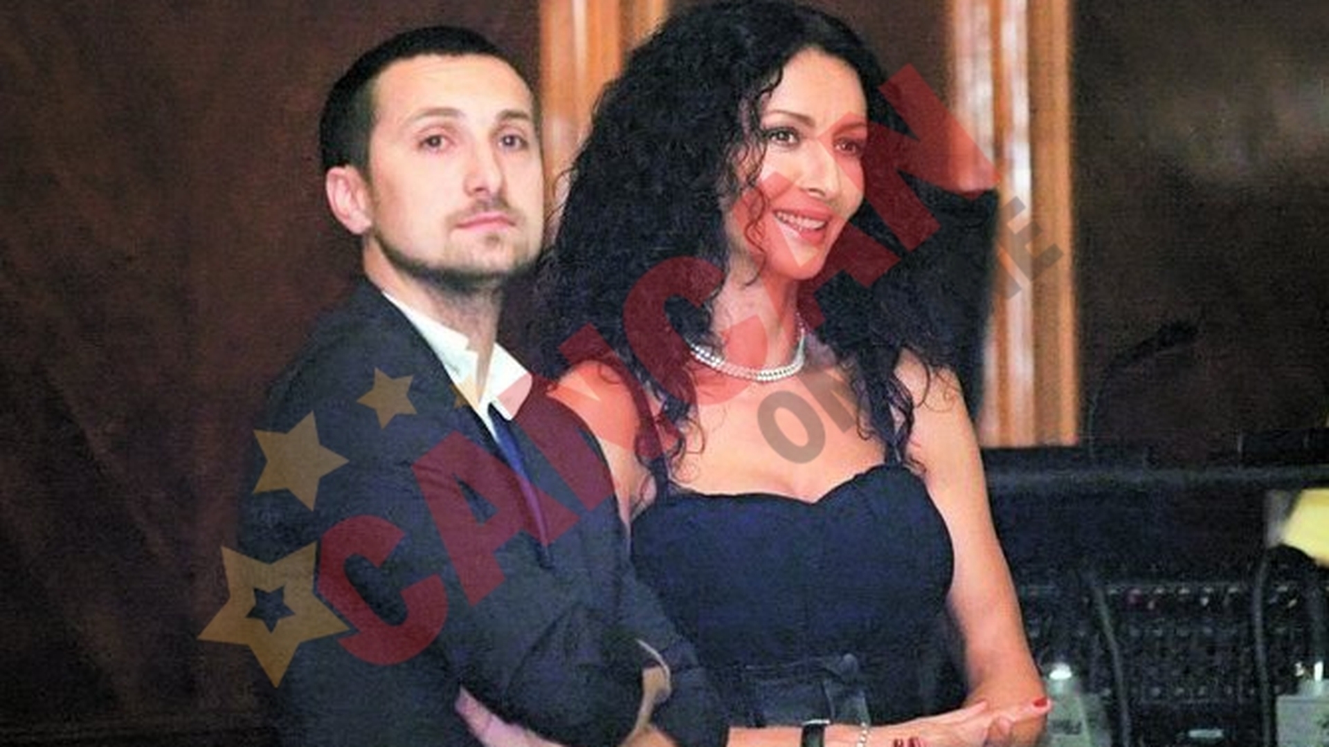 Mihaela Radulescu a venit pe furis in Romania!