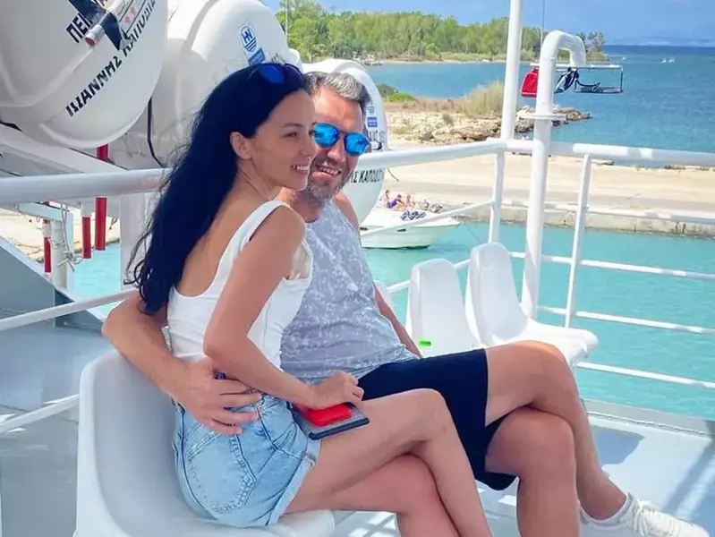 Imagini RARE de la nunta lui Andi Moisescu cu Olivia Steer. Evenimentul fastuos a avut loc la Casa Doina din București