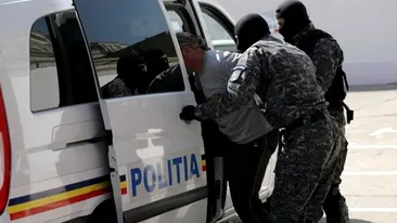 Au dat bairam in bloc si s-au batut cu politistii care i-au rugat sa dea muzica mai incet! In ce oras din Romania s-a intamplat