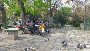 Pensionarii care vor primi voucher în valoare de 2583 de lei locuiesc în îndepărtata Spanie și nu au contribuit la stat