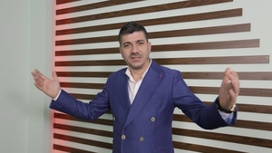 Un celebru cântăreț din România, bătut cu sălbăticie! Imagini cu puternic impact emoțional