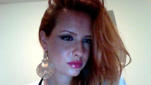 Fiica lui Gabriel Cotabita a atras toate privirile pe plaja. Vezi cat de sexy este Eliza in costum de baie