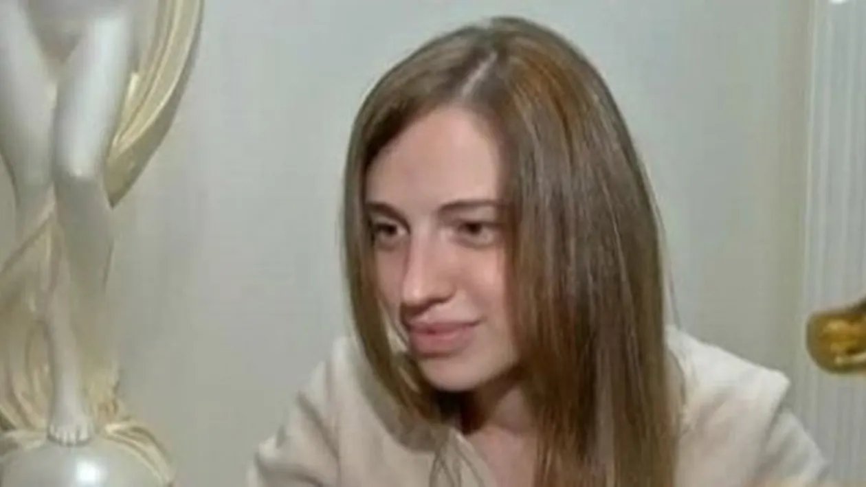 O mai tii minte pe Pitica de la Abracadabra? Cum arata ACUM! E mama si tocmai si-a botezat fetita