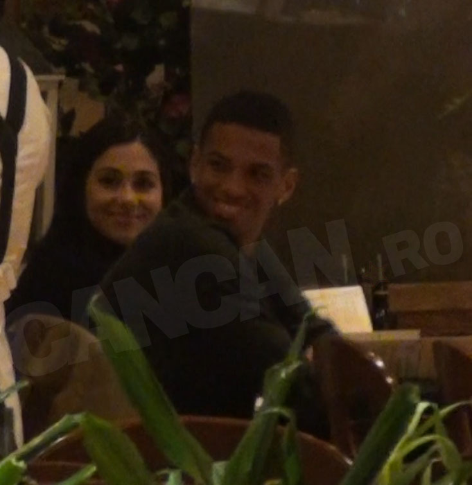 Rivaldinho şi Gabriela zâmbesc