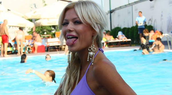 EXCLUSIV. Simona Sensual l-a găsit după 7 ani pe ”hoţul” maşinii ei! ”Am trăit un coşmar, dar…”
