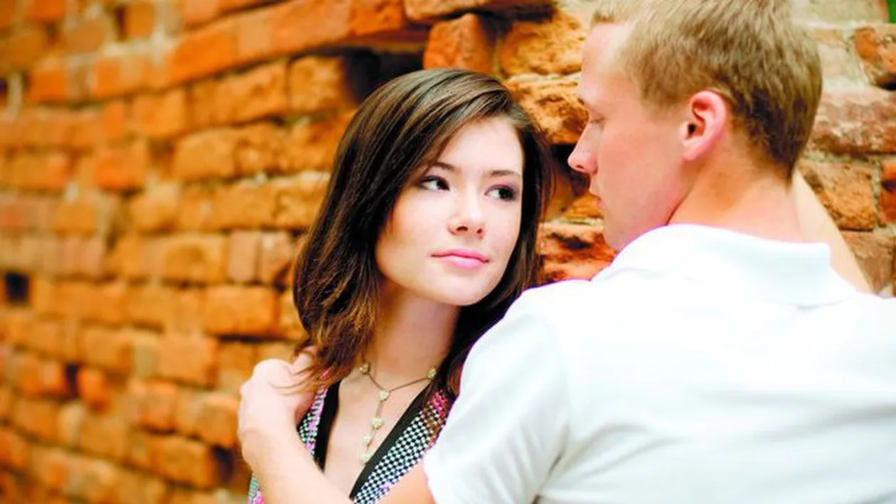 Femeile frumoase afecteaza sanatatea barbatilor