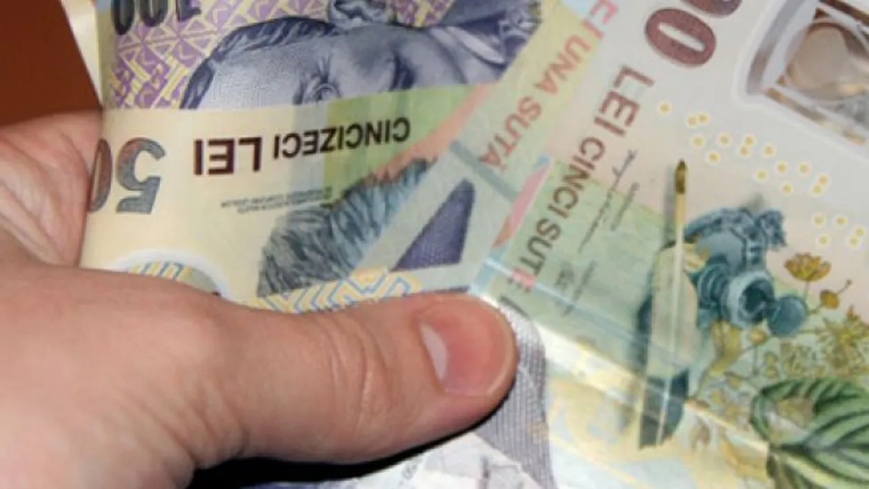 10.000 de lei de Crăciun pentru mulți români. Află dacă te numeri printre ei