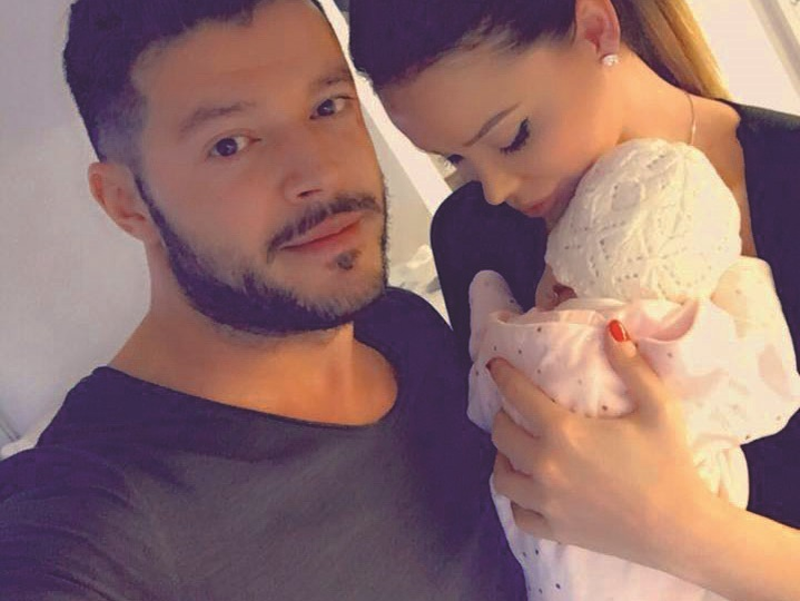 Micuţa Sofia a venit pe lume pe 24 septembrie. Victor şi Bianca sunt extrem de mândri de fiica lor