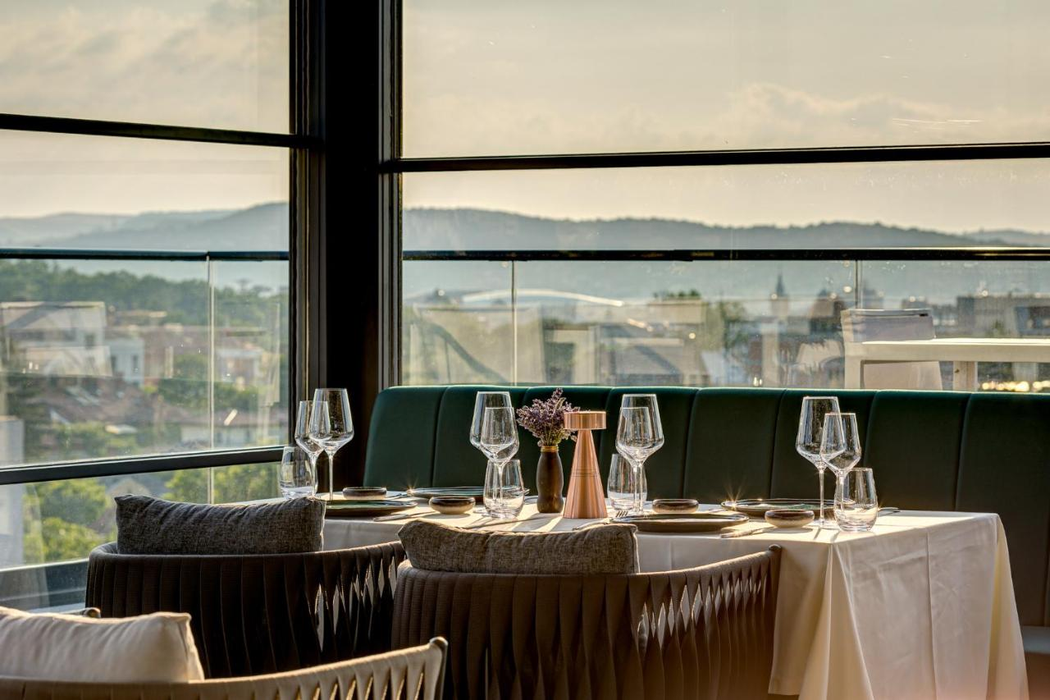 Hotelul unde Lenny Kravitz s-a cazat la Cluj / Sursa foto: booking.com