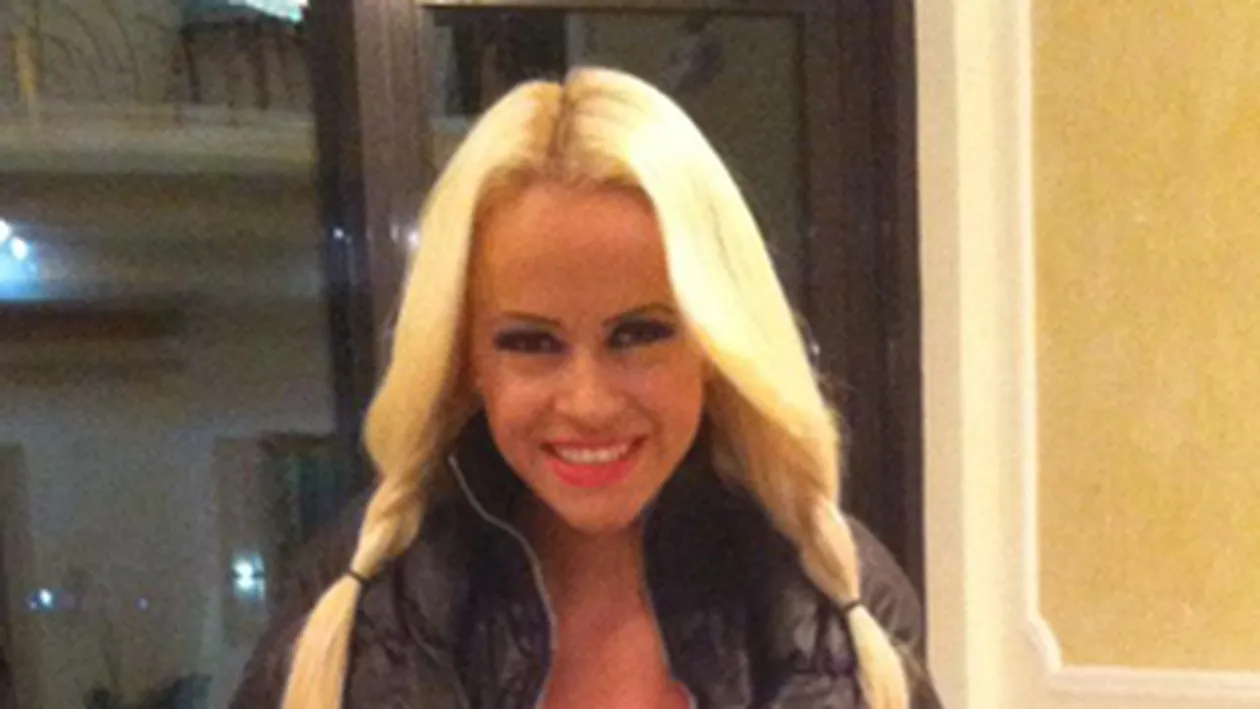 Anda Adam l-a tradat pe Victor Slav! Vezi pe cine pupa cu foc artista!