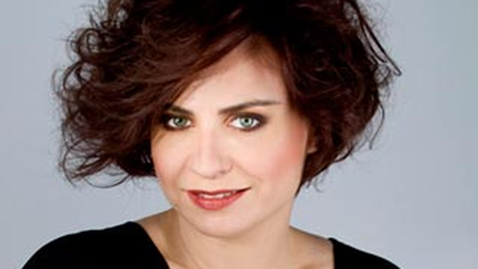 Adina Buzatu este pretentioasa cu modelele pentru sedinte foto: "Pe Adrian l-am ales pentru ca iubeste hainele si se vede"