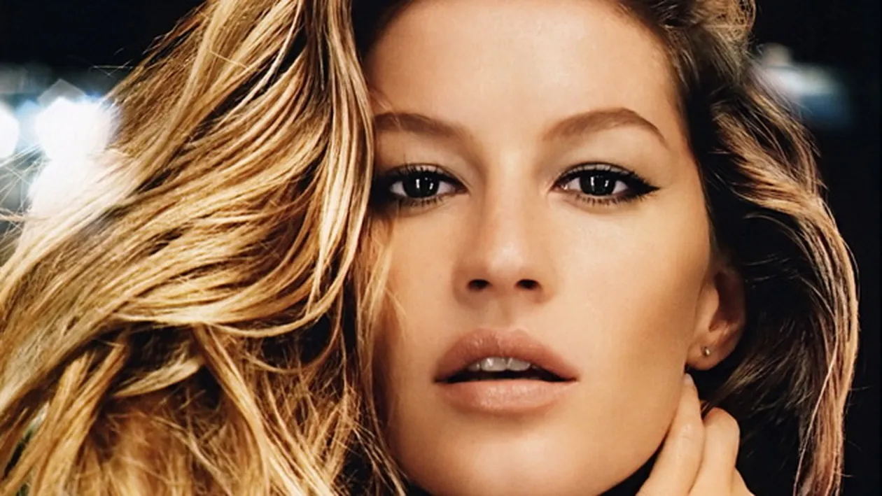 INCREDIBIL! Cum arata FARA MACHIAJ una din cele mai frumoase femei din lume! Fanii ei vor ramane MUTI de uimire!