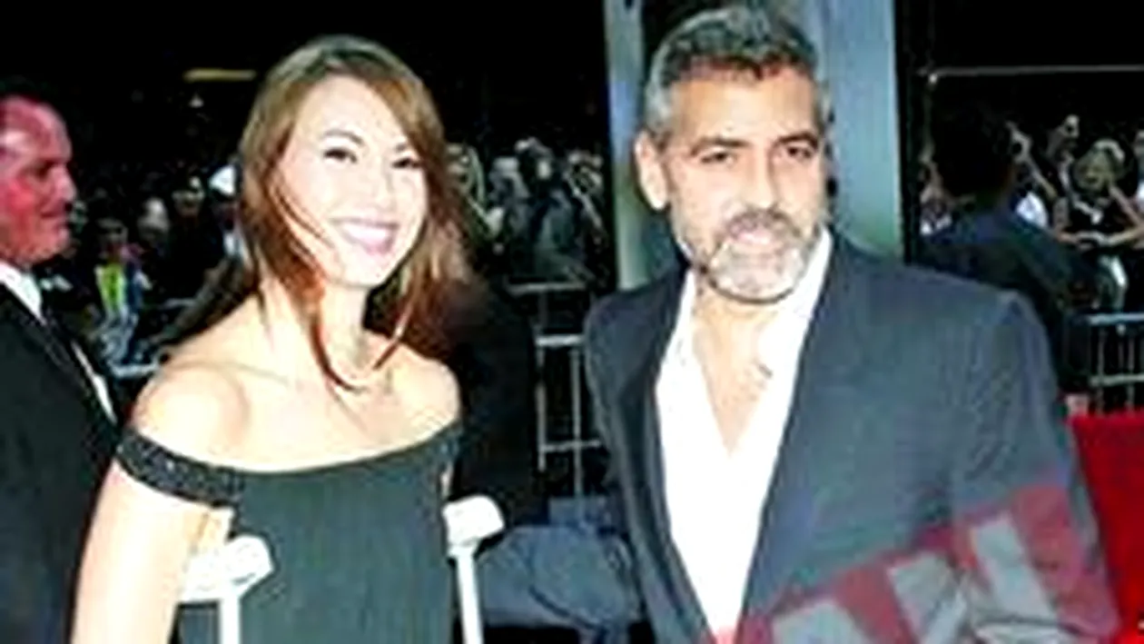 George Clooney face amor patru ore pe noapte