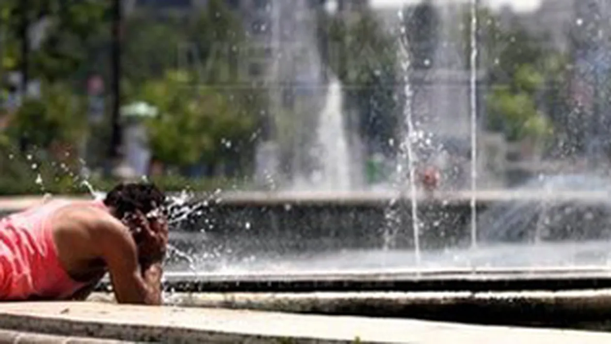Canicula in Capitala! 13 oameni au cazut in strada si s-au inregistrat doua cazuri de insolatie