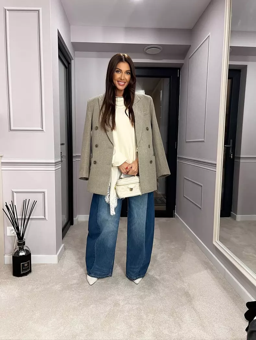 Cum arată casa în care locuiește Ilinca Vandici. Dressingul e piesa de rezistența a vilei spectaculoase