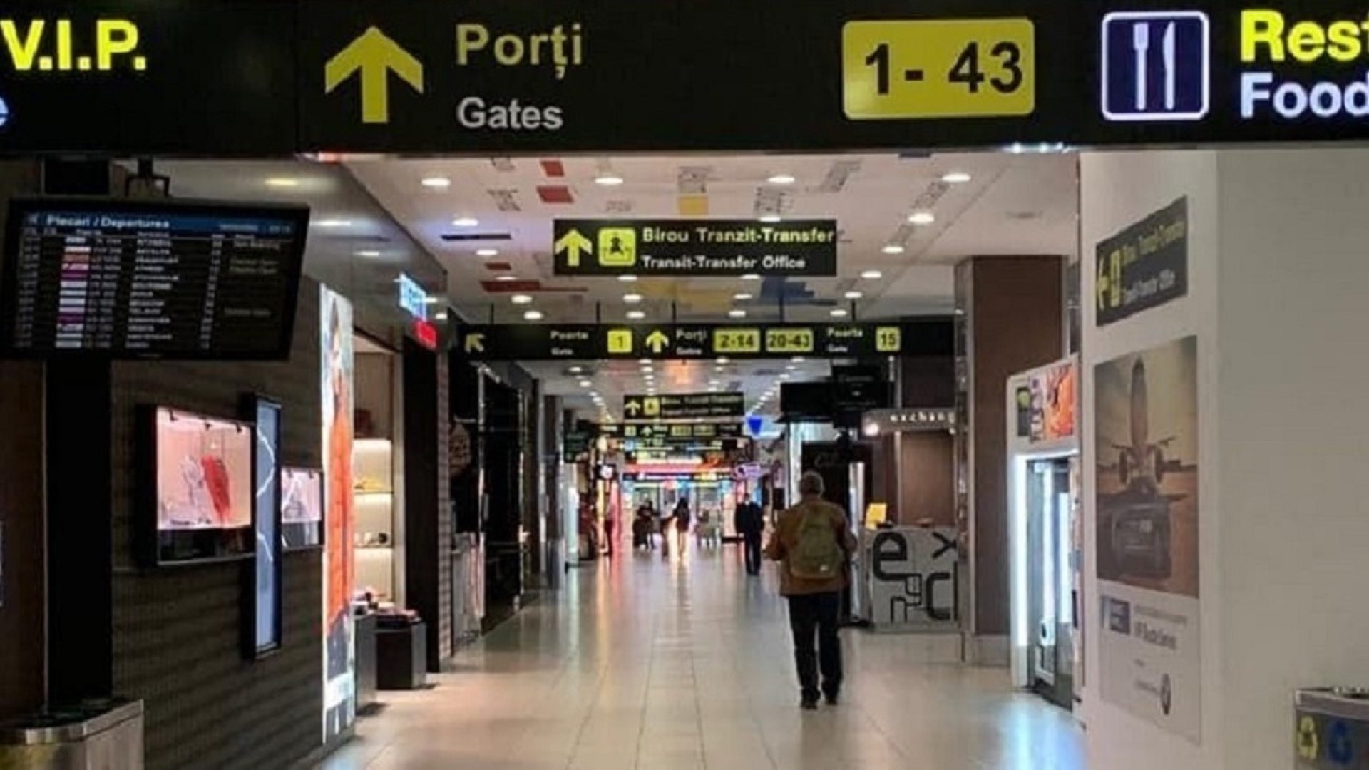 30 de pasageri, lăsați de Wizz Air la poarta de îmbarcare de la Otopeni: ”Am stat 4 ore în aeroport”