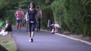 Nu o sa ghicesti niciodata al carei romance este acest posterior! Are 38 de ani si doi copii si e fosta nevasta a unui sportiv