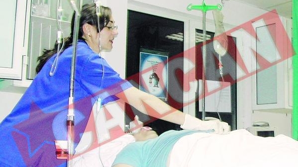 In coma dupa ce a inghitit 500 de pastile pisate