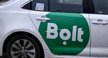 Nu e banc! Câți bani a făcut un șofer de Bolt din Capitală, în noaptea de Revelion