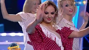 Coregrafie spectaculoasa cu Roxana Ionescu! Blonda a impresionat juriul de la Dansez si a luat trei note de 10!
