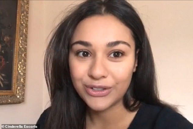 Lia și-a vândut virginitatea unui politician de 50 de ani! Cum a reușit s-o convingă în două luni