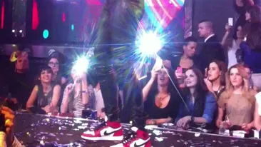 Vedetele s-au inghesuit sa danseze pe ritmurile Ciarei. Vezi cum s-au distrat si mai ales cum au plecat acasa dupa concert!