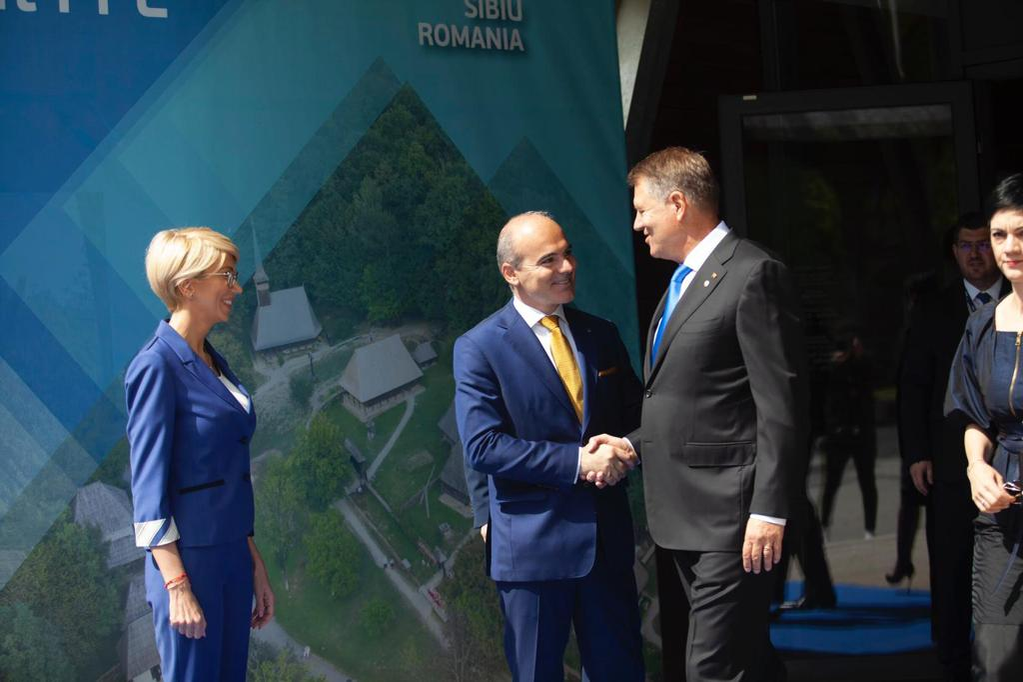 Rareș Bogdan, întrevedere cu Angela Merkel la Sibiu: „Locul nostru este în prima linie”