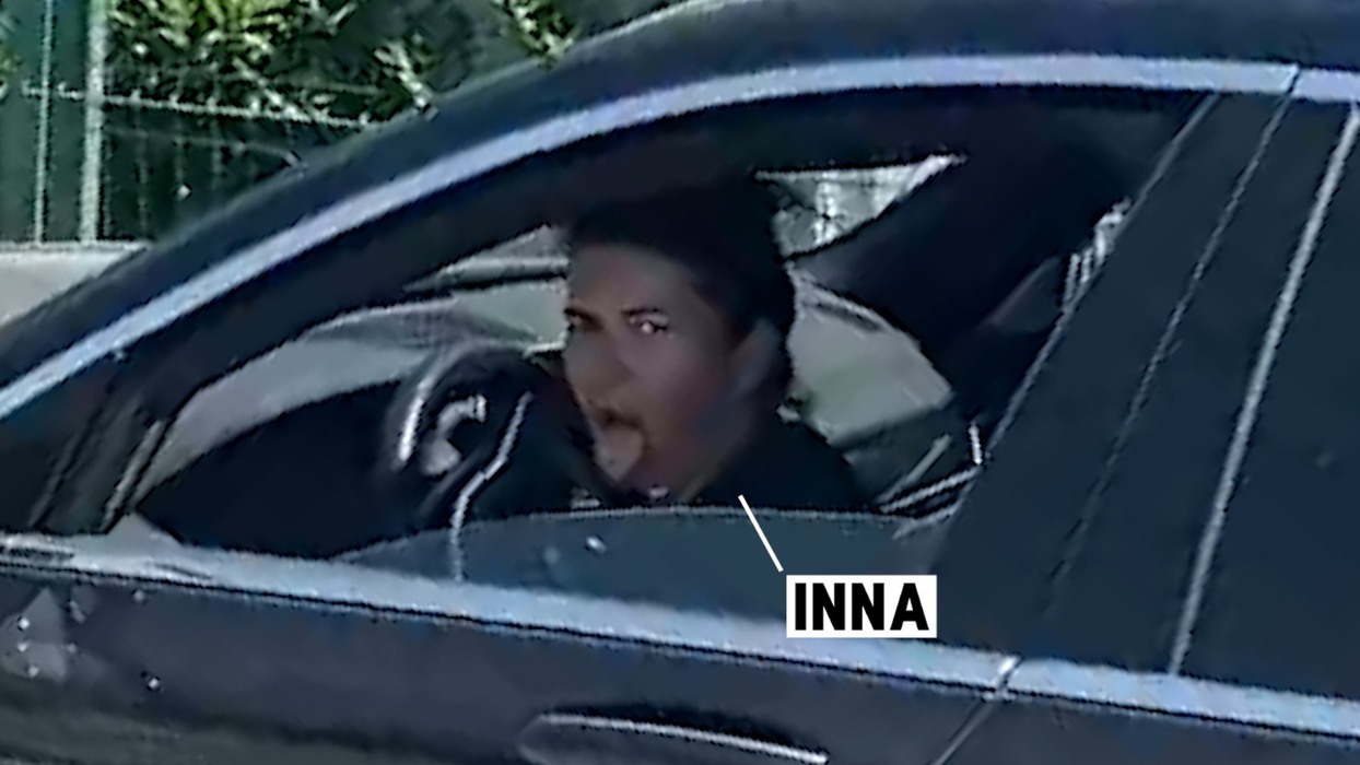 Inna și-a scos limba ștrengărește, înainte de a părăsi Vama Veche